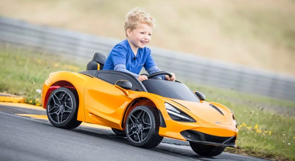 Выбираем детский электромобиль: основные рекомендации и советы